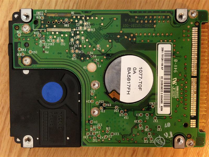 WD400UE-00HCT0 - 02-Sep-2005 - WD-WXE805117778 - photo-2