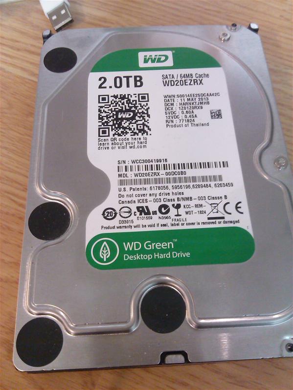 WD20EZRX-00DC0B0 - 11-May-2013 - WD-WCC300419916 - photo-1