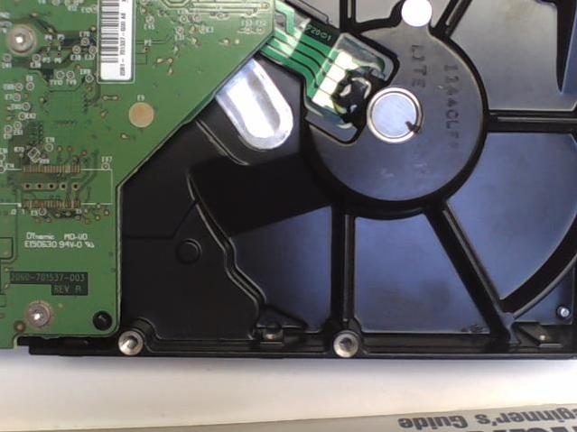 WD3200AAJS-22B4A0 - 28-Apr-2008 - WD-WCAT10715879 - photo-2