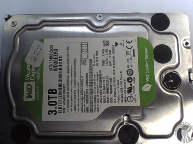 WD30EZRX-00MMMB0 - 21-Mar-2012 - WD-WCAWZ1869302 - photo-1