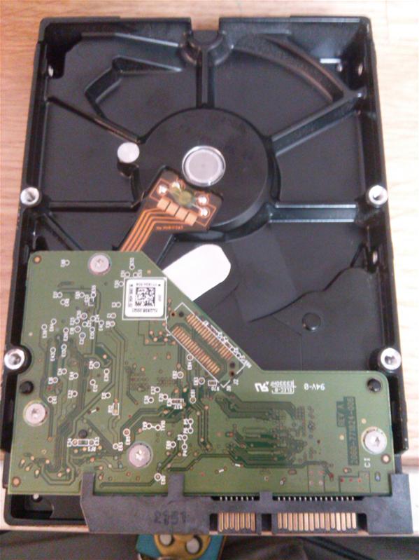 WD10EZEX-00RKKA0 - 21-Jun-2012 - WD-WMC1S0726202 - photo-2