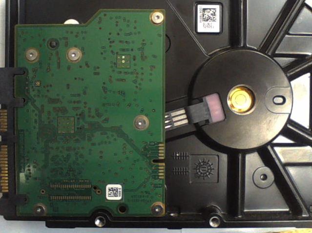 ST3000DM001-9YN166 - 09-Jan-2012 - S1F0A735 - photo-2