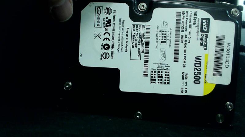WD2500BB-55GUC0 - 05-Dec-2005 - WD-WMAL73521098 - photo-1