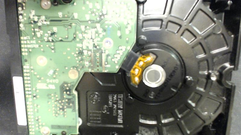 WD400BB-75JHC0 - 04-May-2006 - WD-WMAMC7370747 - photo-2