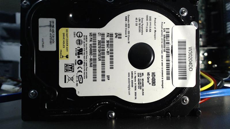 WD400BD-60LRA0 - 19-Jun-2006 - WD-WMAMA8956169 - photo-1