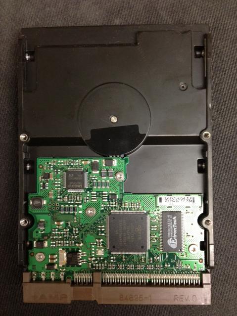 ST340015A - 02-Mar-2003 - 5LA1MHTN - photo-2